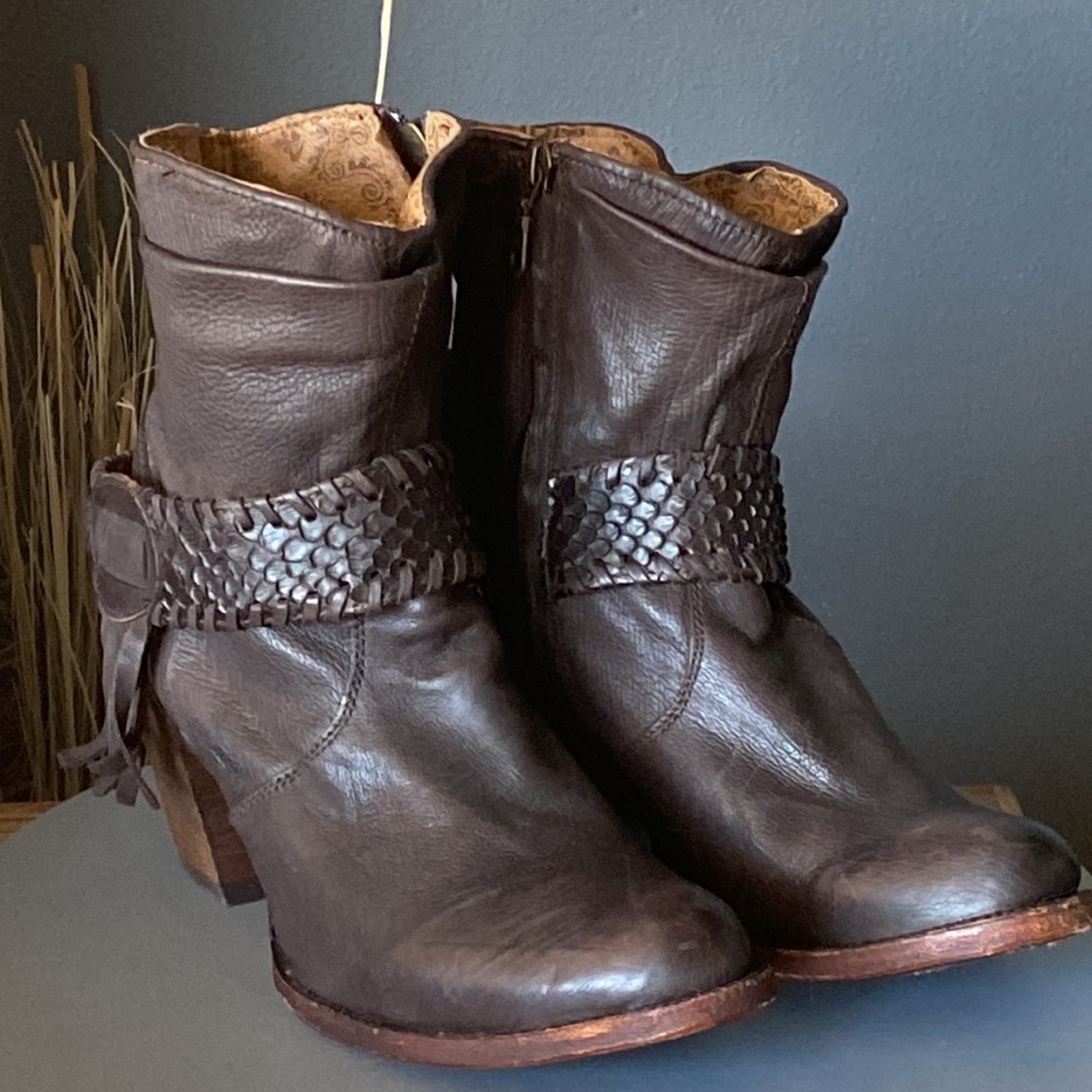 Cuadra Python Boots - image 1